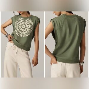 NWOT Pilcro Real Fun, Wow Rise with the Night Graphic Muscle Tee - green - XS, M